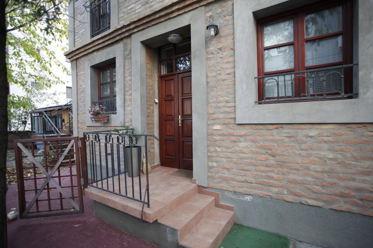 Studio Hram Belgrade Extérieur photo