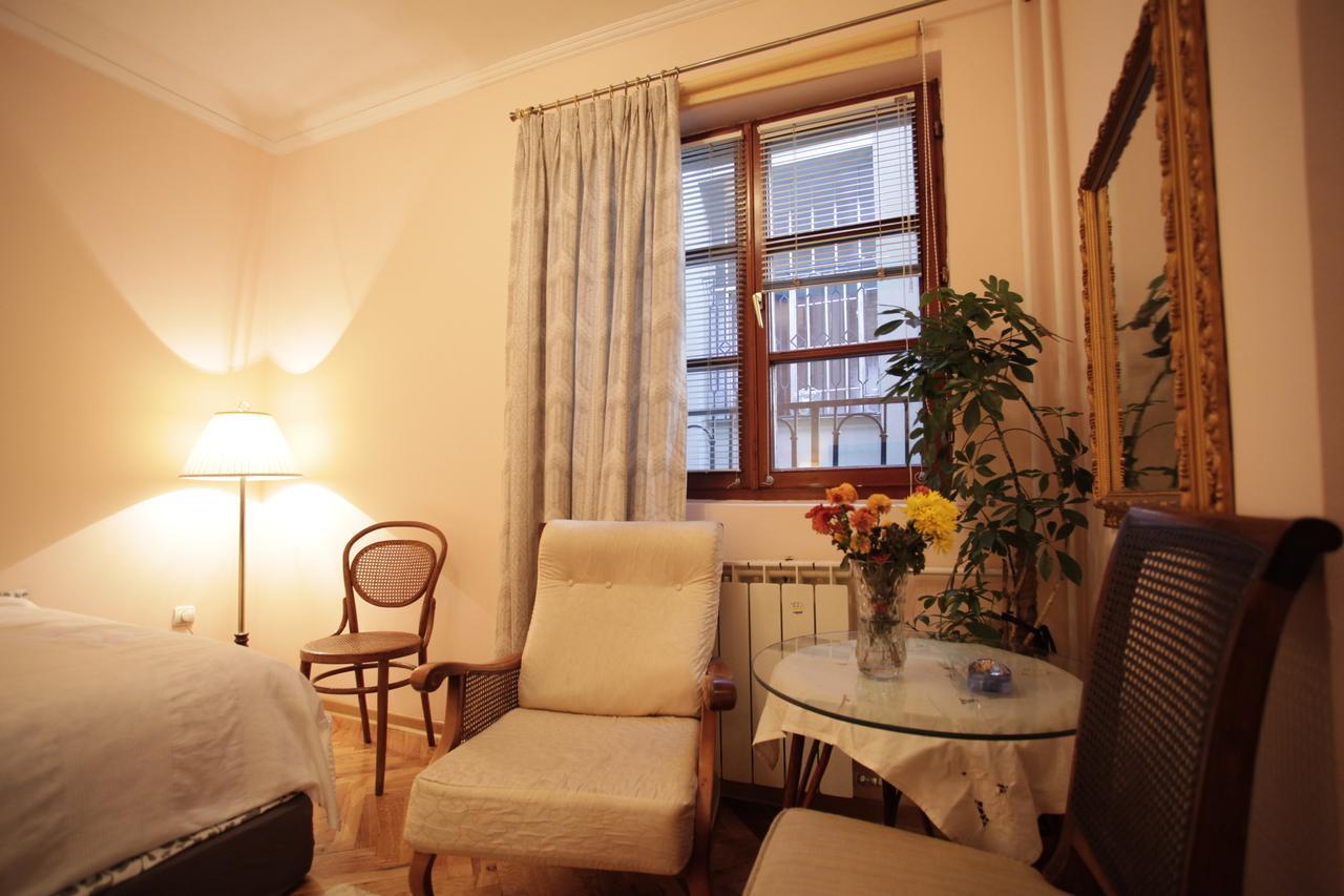 Studio Hram Belgrade Extérieur photo