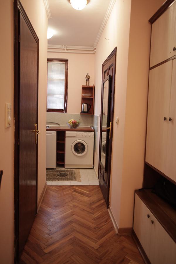Studio Hram Belgrade Extérieur photo